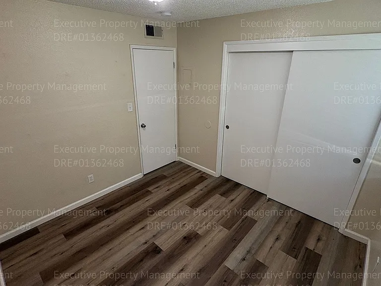 709 Deseret Way — Photo 37