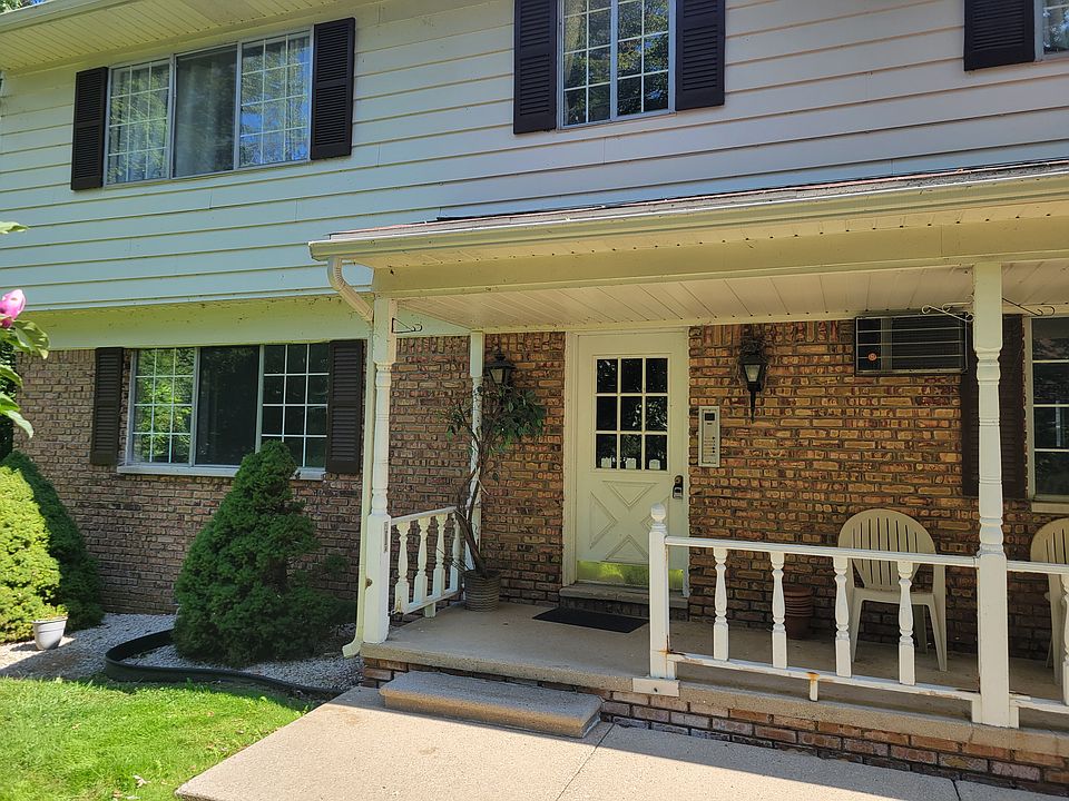 1st image of 51400 Ashley St #1