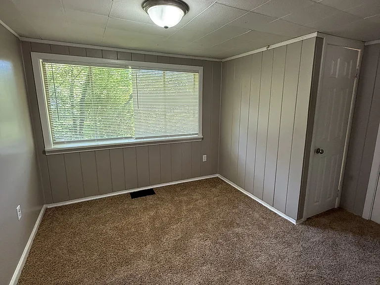 217 Killough Dr — Photo 7