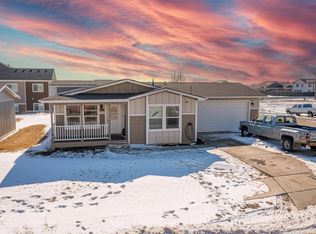 2413 24th St W, Williston, ND 58801
