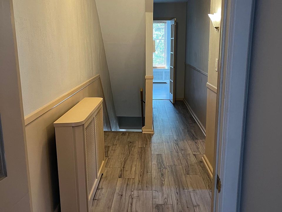 Large second floor landing leads to the master bedroom, laundry, bathroom, and second bedroom.