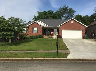 219 S Cole Ridge Dr, Shepherdsville, KY 40165