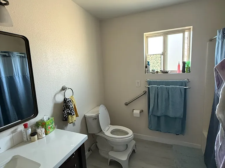 824 Grant St #8 — Photo 15