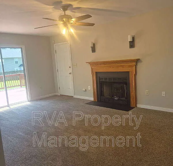 4019 Frye Ter — Photo 2