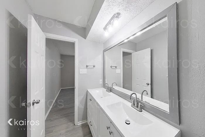 7148 Misty Meadow Dr S — Photo 10