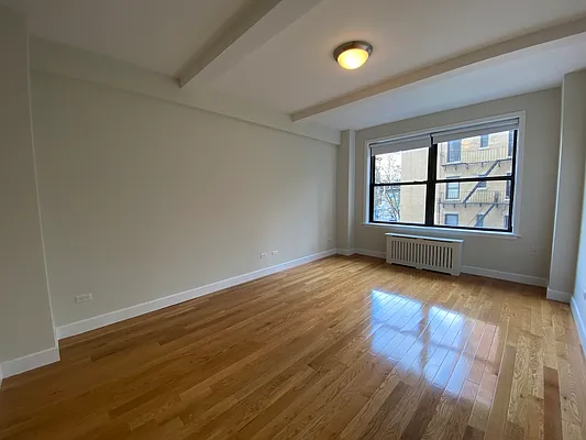 Rented by Stonehenge NYC LLC | media 4