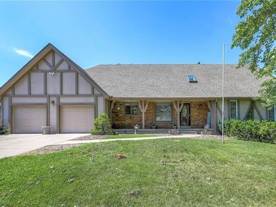 16904 E 36th St, Independence, MO, 64055