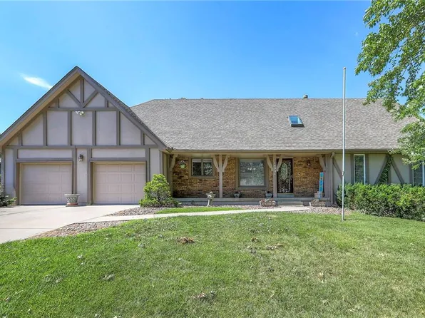 16904 E 36th St, Independence, MO 64055