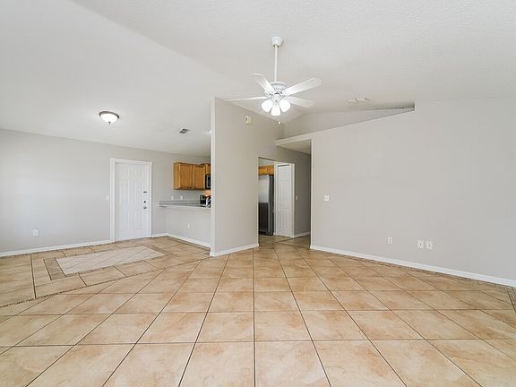 5th image of 143 Diamond Ridge Blvd
