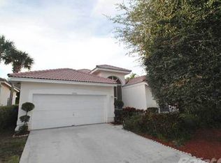 10908 Tamoron Ln, Boca Raton, FL 33498