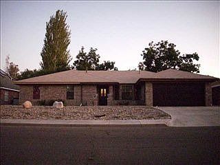 5th image of 1102 Monterrey Dr