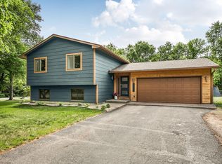 9557 Ironwood Dr, Saint Joseph, MN 56374