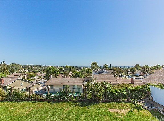 3rd image of 16014 Las Palmeras Ave