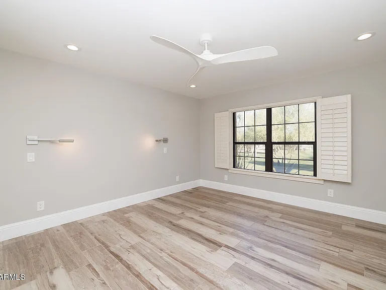 6349 N 78th St #103 — Photo 21