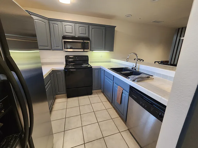 1200 Glen Canyon Dr #32 — Photo 6