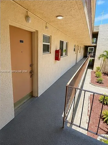 10300 Coral Way #C25 — Photo 8