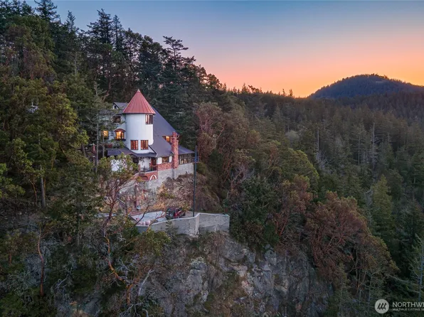4385 Wildwood Lane, Anacortes, WA 98221