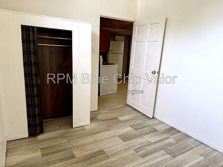 3406 Van Hook Ave — Photo 4
