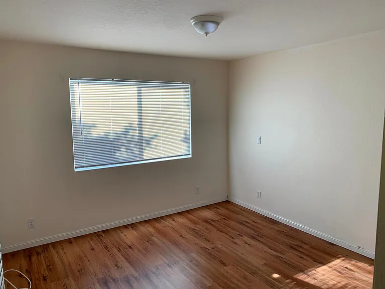 3020 Brook Estates Ct — Photo 7