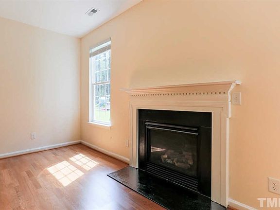 5th image of 1104 Golden Eagle Dr