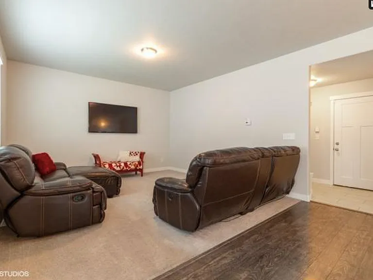 481 E Rue Cournot — Photo 11
