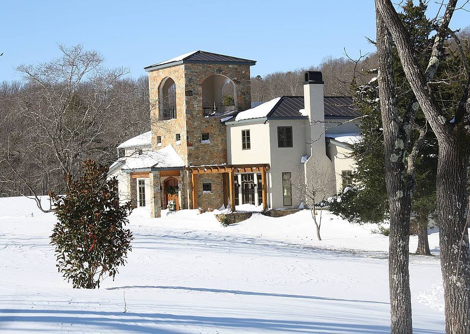 1st image of 156 Lyle Ln