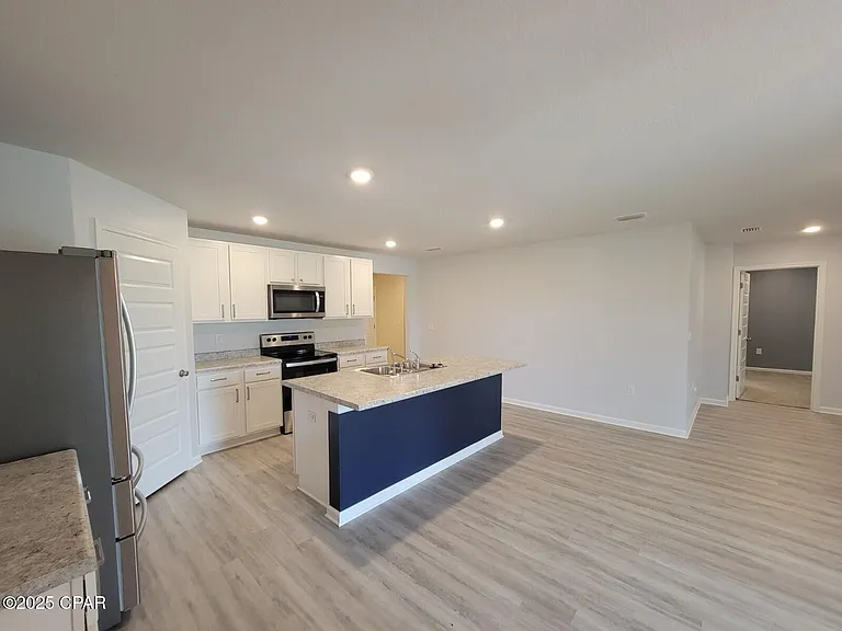 6585 Slabinski Ln — Photo 16