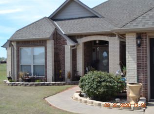 63 NE Lily Lamb Rd, Fletcher, OK 73541