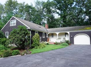 352 Providence New London Tpke, North Stonington, CT 06359