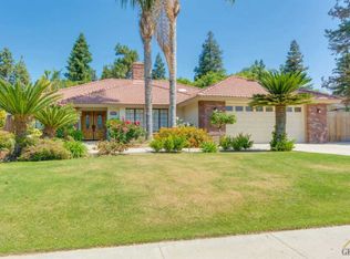 8816 Summer Creek Rd, Bakersfield, CA 93311