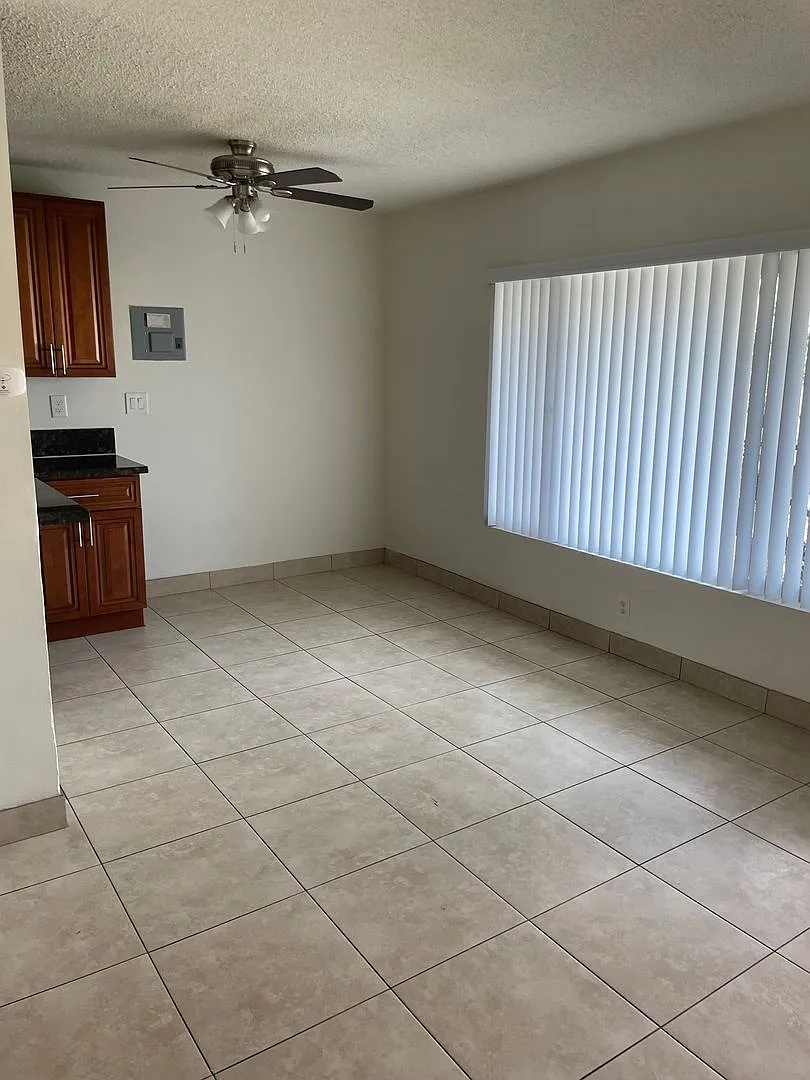 Beautiful 1 Bedroom Apartment In Anaheim-Downstairs unit — Photo 4