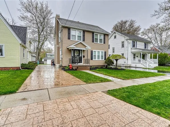7 Soccio St, Batavia, NY 14020