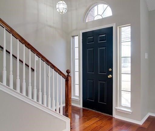 4th image of 1347 Honeysuckle Ln