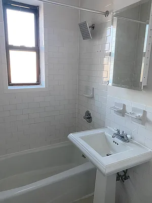 Rented by Legacy Realty Group NYC LLC | media 7