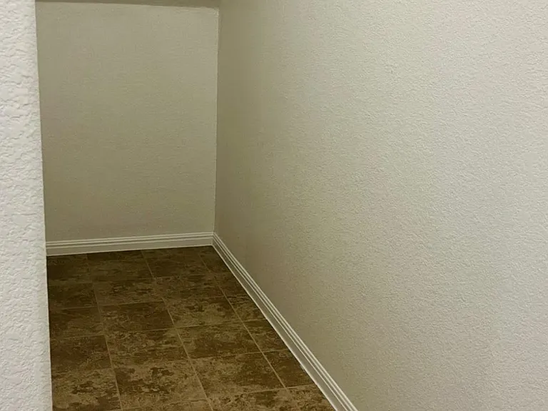512 Turkey Creek Cv — Photo 42