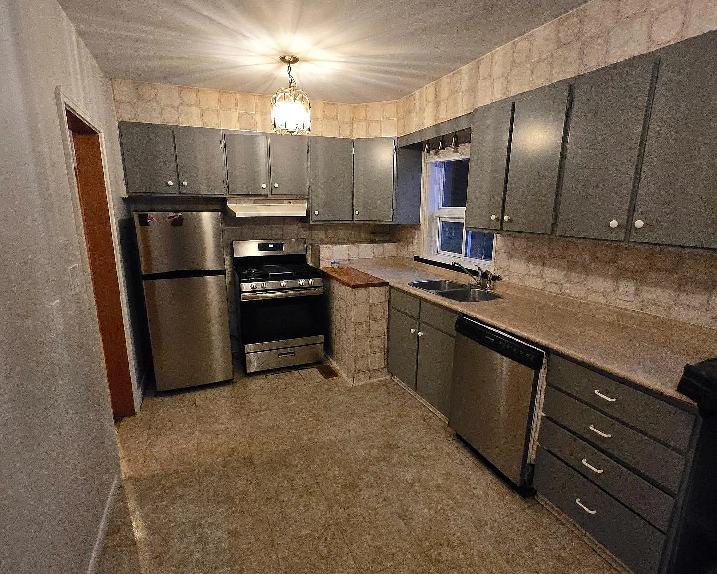 3 bed, $2,600 — Photo 4
