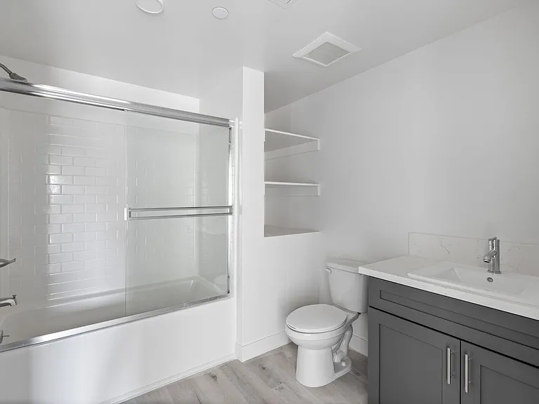 6904 Eton Ave — Photo 3