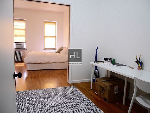 2nd image of 846 Manhattan Ave APT 3R