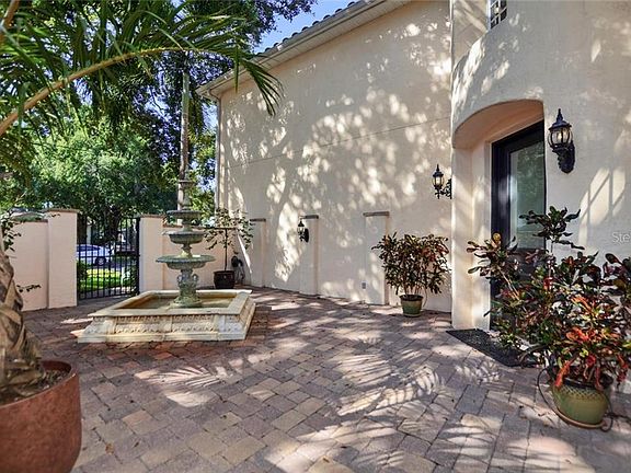 2nd image of 3905 W Vasconia St