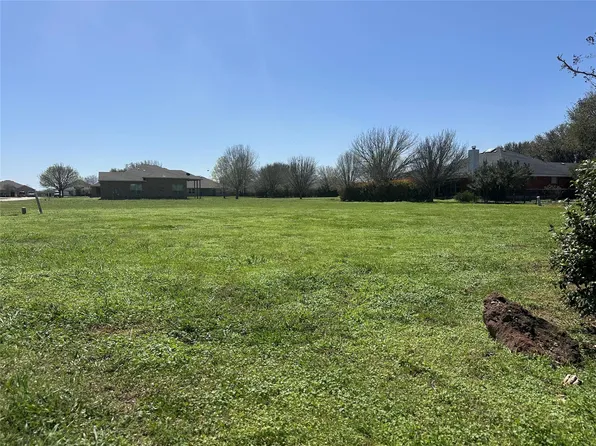 102 Bobolink, Bastrop, TX 78602