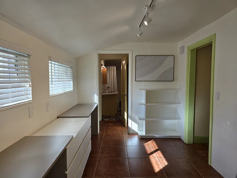 619 N Jerrie Ave — Photo 12