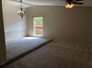 2801 Meadowview Dr, Arlington, TX 76016