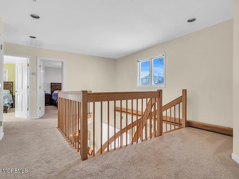 115 N Ocean Ave — Photo 42