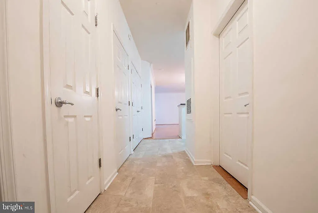 3820 Lightfoot St — Photo 2