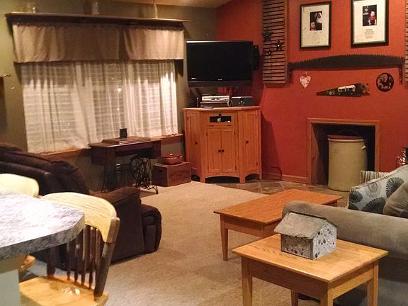 2nd image of 2192 Miriam Ave