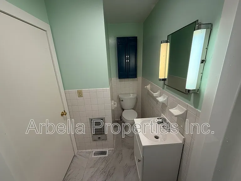 1713 Seward Dr — Photo 14