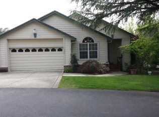 3900 Green Forest Ln, Sacramento, CA 95821