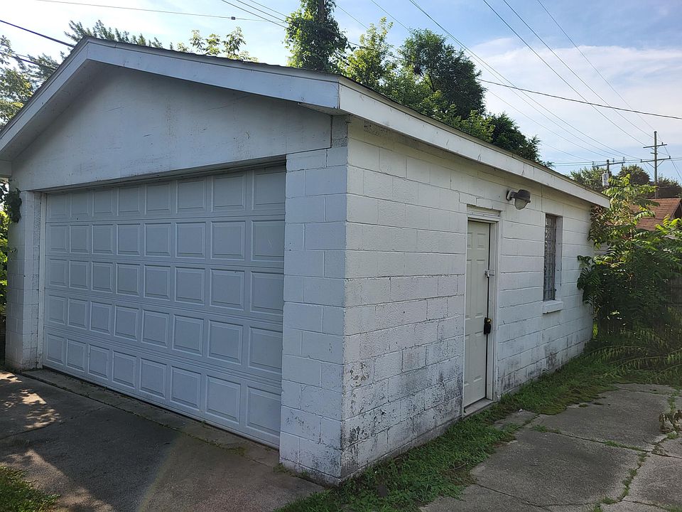 2nd image of 6421 Troy St