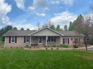 15 Inch Run Ln, Lyndhurst, VA 22952