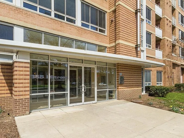 Front doors/entrance